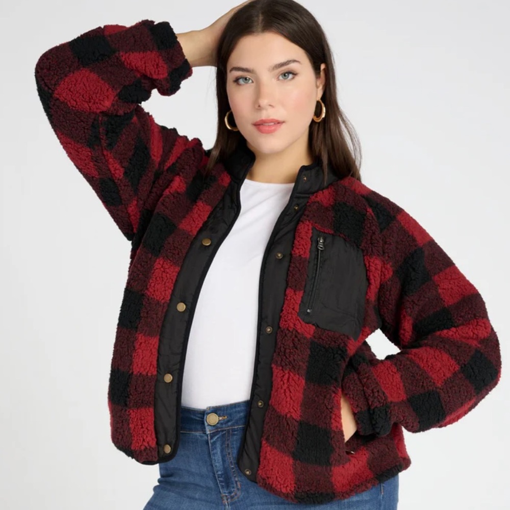 NWT Herizon Wantable Plus Size Alpine Snap Jacket. Size 1X. Red and Black
